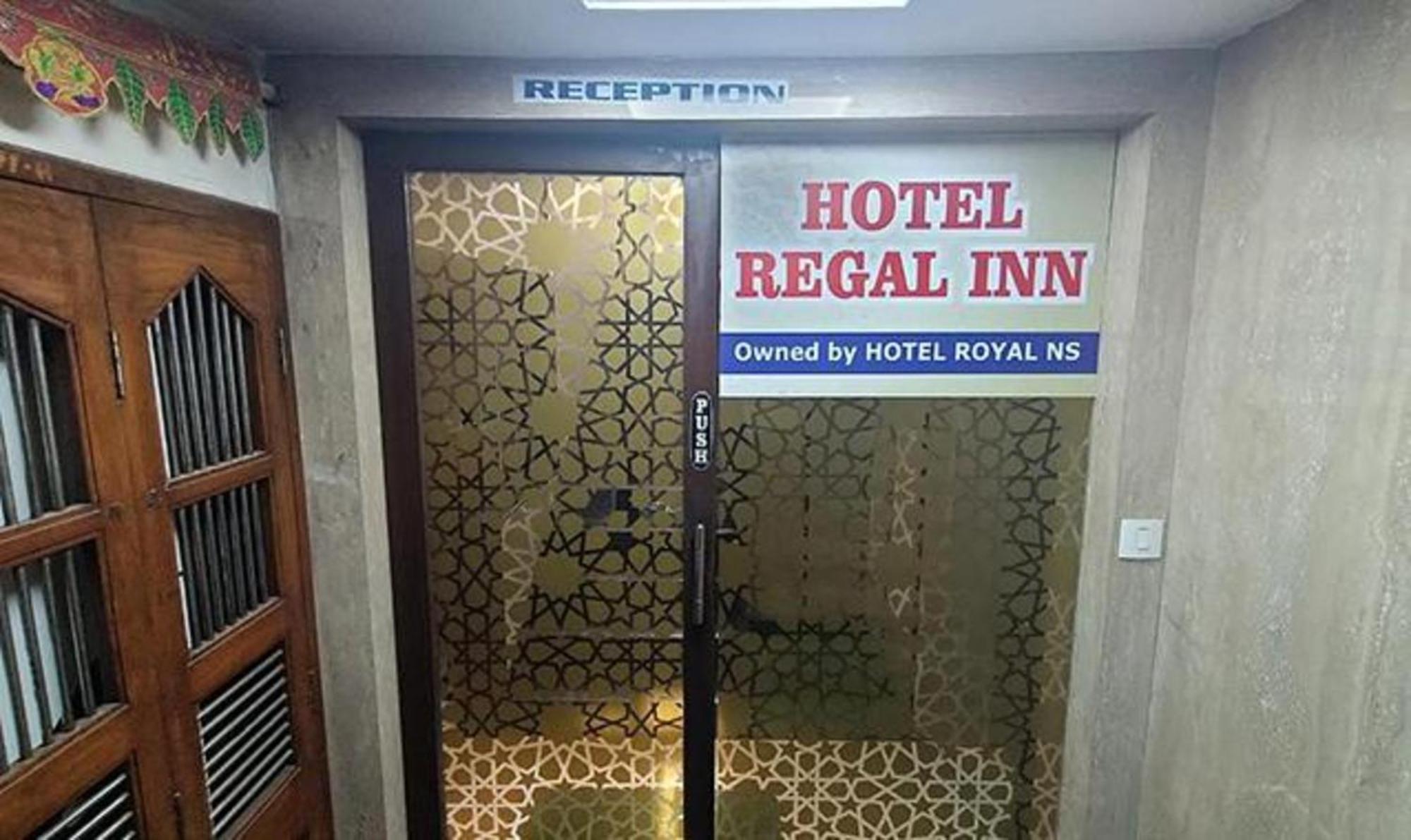 Fabhotel Regal Inn Bombaim Exterior foto