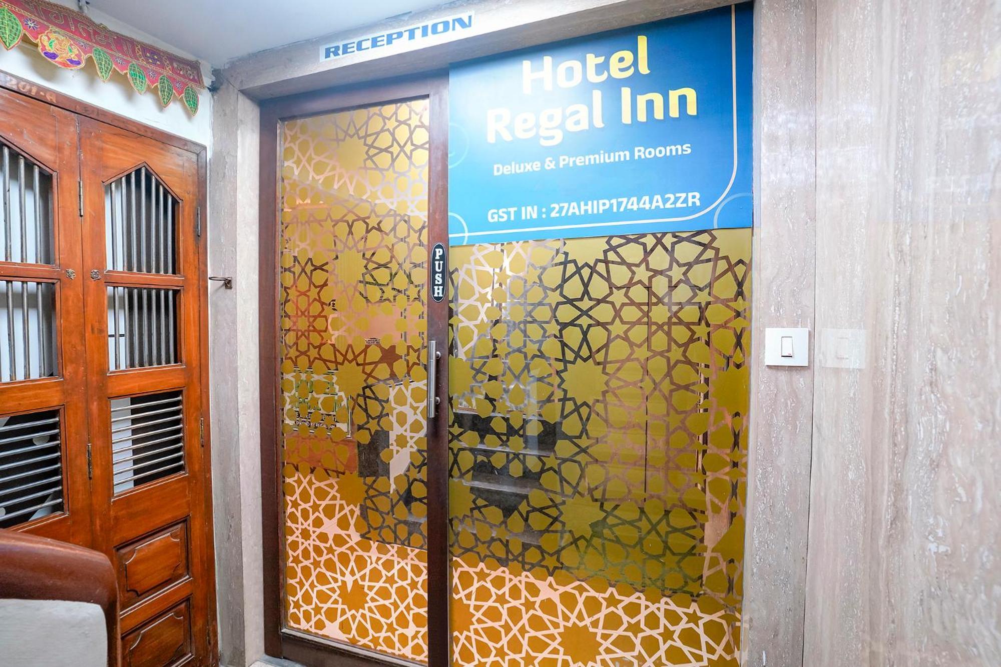 Fabhotel Regal Inn Bombaim Exterior foto